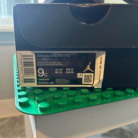 Jordan 12 Retro - Picture 5 of 5